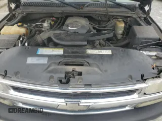 2001 Chevrolet Tahoe LS z VIN 1GNEC13T51J268893, wystawiony jako Copart lot #58527885 z przebiegiem 285 422 mil mil oraz Szkoda całkowita • Salvage title. Historia ofert i sprzedaży dostępna na DreamBid. Obrazek 12.