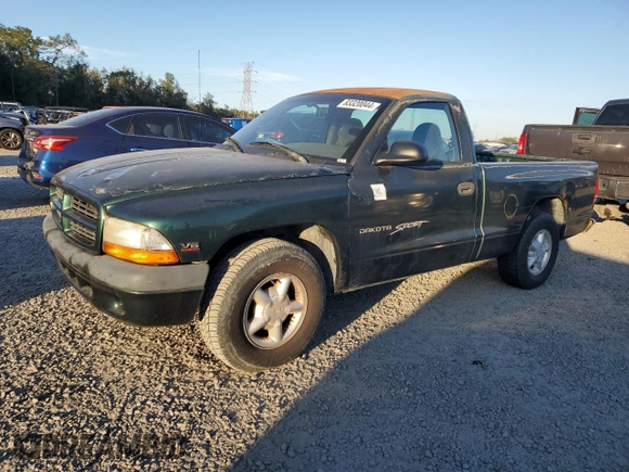 2000 Dodge Dakota z VIN 1B7FL26X5YS781647, wystawiony jako Copart lot #83320044 z przebiegiem Nie podano mil oraz Szkoda całkowita • Salvage title. Historia ofert i sprzedaży dostępna na DreamBid. Obrazek 1.