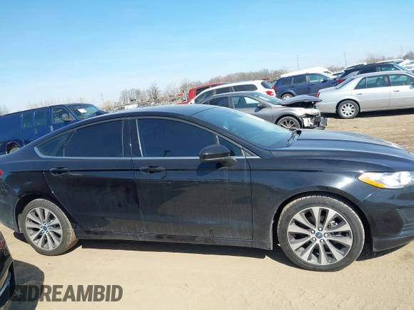 2020 Ford Fusion SE with VIN 3FA6P0T96LR179655, listed as a IAAI auction lot 41796399 with 54,089 mi miles and . Bid and sale history available at DreamBid. Image 14.