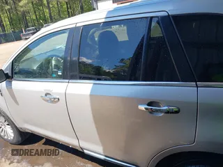 2012 Lincoln MKX with VIN 2LMDJ6JK8CBL03189, listed as a IAAI auction lot 42039099 with 202,689 mi miles. Bid and sale history available at carsss.com. Image 14.