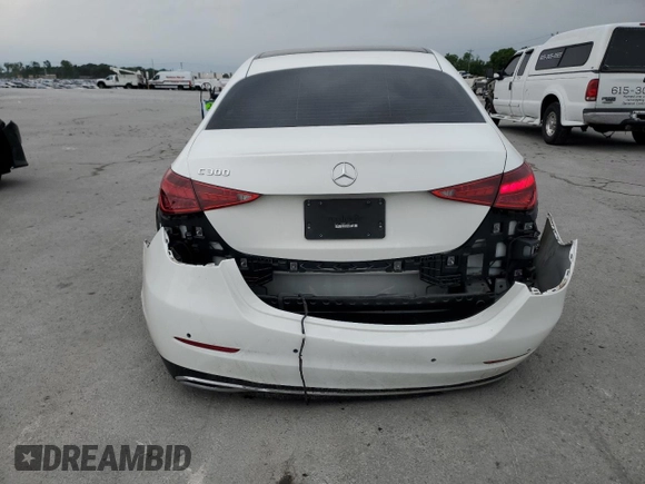 2022 Mercedes-Benz C 300 z VIN W1KAF4GB8NR053068, wystawiony jako Copart lot #57099215 z przebiegiem 32 308 mil mil oraz Szkoda całkowita • Salvage title. Historia ofert i sprzedaży dostępna na DreamBid. Obrazek 6.