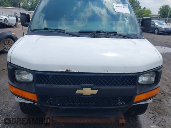 2017 Chevrolet Express Cargo with VIN 1GCWGAFF8H1117371, listed as a IAAI auction lot 42663473 with 260,445 mi miles and . Bid and sale history available at DreamBid. Image 10.