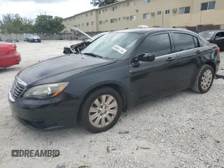 2013 Chrysler 200 LX with VIN 1C3CCBAB0DN733498, listed as a Copart auction lot 50842715 with 128,613 mi miles and Clean Title. Bid and sale history available at carsss.com. Image 1.