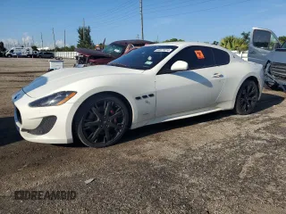 2015 Maserati GranTurismo MC with VIN ZAM45VLA5F0152820, listed as a Copart auction lot 64571614 with 0 mi miles and Salvage Title. Bid and sale history available at carsss.com. Image 1.