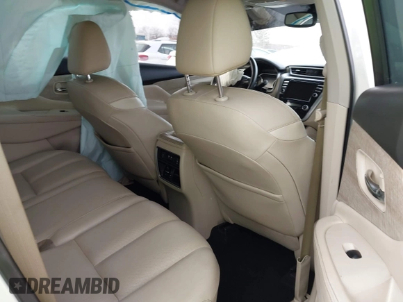 2019 Nissan Murano S with VIN 5N1AZ2MS0KN111800, listed as a IAAI auction lot 41836192 with 81,764 mi miles. Bid and sale history available at carsss.com. Image 8.