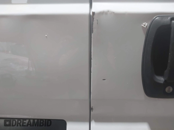 2018 Ram ProMaster Cargo with VIN 3C6URVJG7JE137890, listed as a IAAI auction lot 41781696 with 86,060 mi miles. Bid and sale history available at carsss.com. Image 17.