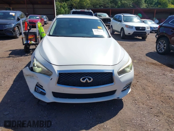2014 Infiniti Q50 Premium with VIN JN1BV7AR0EM686530, listed as a IAAI auction lot 40381908 with 228,156 mi miles. Bid and sale history available at carsss.com. Image 12.