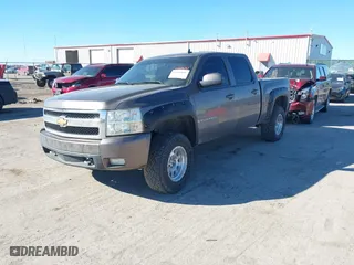 2007 Chevrolet Silverado 1500 LT w/2LT with VIN 2GCEK13M671652205, listed as a IAAI auction lot 41688081 with 220,566 mi miles. Bid and sale history available at carsss.com. Image 18.