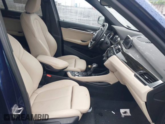 2018 BMW X1 xDrive28i with VIN WBXHT3C32J5L33213, listed as a IAAI auction lot 42513235 with 75,918 mi miles and . Bid and sale history available at DreamBid. Image 5.