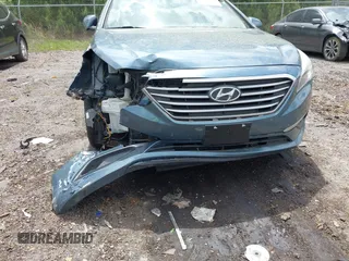 2017 Hyundai Sonata SE with VIN 5NPE24AFXHH587980, listed as a IAAI auction lot 41962264 with 103,239 mi miles. Bid and sale history available at carsss.com. Image 17.