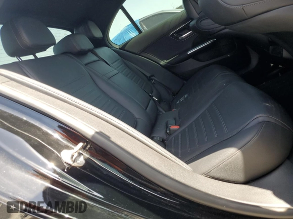 2022 Mercedes-Benz C 300 z VIN W1KAF4GBXNR046025, wystawiony jako Copart lot #57280085 z przebiegiem 43 649 mil mil oraz Czysty tytuł • Clean title. Historia ofert i sprzedaży dostępna na DreamBid. Obrazek 10.