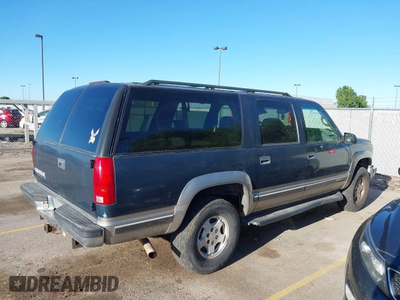 1999 Chevrolet Suburban с VIN 1GNFK16R0XJ319717, выставлен на аукционе IAAI как лот 42710366 с пробегом 275 908 миль миль и . История ставок и продаж доступна на DreamBid. Изображение 4.