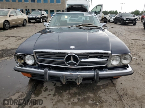 1973 Mercedes-Benz SL with VIN 10704412008764, listed as a Copart auction lot 60903885 with 79,437 mi miles and Clean title. Bid and sale history available at DreamBid. Image 5.