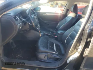 2013 Volkswagen Jetta SE with VIN 3VWDP7AJ8DM443056, listed as a Copart auction lot 87353414 with 266,562 mi miles and Clean title. Bid and sale history available at DreamBid. Image 7.