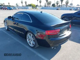 2011 Audi A5 Prestige z VIN WAUWFAFR7BA003895, wystawiony jako IAAI lot #42472546 z przebiegiem 93 168 mil mil oraz . Historia ofert i sprzedaży dostępna na DreamBid. Obrazek 3.