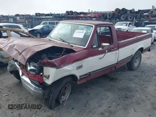 1990 Ford F-150 S с VIN 1FTDF15Y7LNA48686, выставлен на аукционе IAAI как лот 42365955 с пробегом 20 540 миль миль и . История ставок и продаж доступна на DreamBid. Изображение 17.