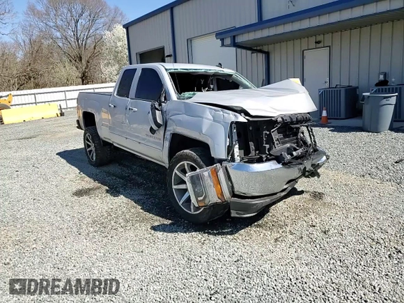 2018 Chevrolet Silverado 1500 LT with VIN 1GCRCREH0JZ158238, listed as a Copart auction lot 48698145 with Not Provided miles and Salvage Title. Bid and sale history available at DreamBid. Image 10.