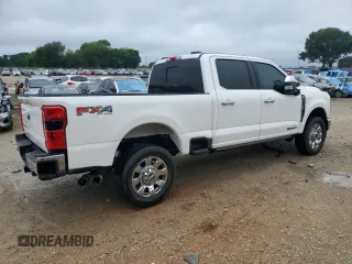 2023 Ford F-250 XL z VIN 1FT8W2BT2PED35956, wystawiony jako Copart lot #62242105 z przebiegiem Nie podano mil oraz Nie do naprawy • Non repairable. Historia ofert i sprzedaży dostępna na DreamBid. Obrazek 3.