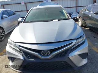 2019 Toyota Camry LE z VIN 4T1B11HK8KU681713, wystawiony jako IAAI lot #41823019 z przebiegiem 99 000 mil mil oraz . Historia ofert i sprzedaży dostępna na DreamBid. Obrazek 12.