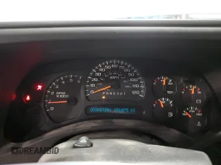 2004 Cadillac Escalade EXT z VIN 3GYEK62NX4G273082, wystawiony jako Copart lot #54826215 z przebiegiem 251 075 mil mil oraz Szkody całkowita. Historia ofert i sprzedaży dostępna na DreamBid. Obrazek 9.