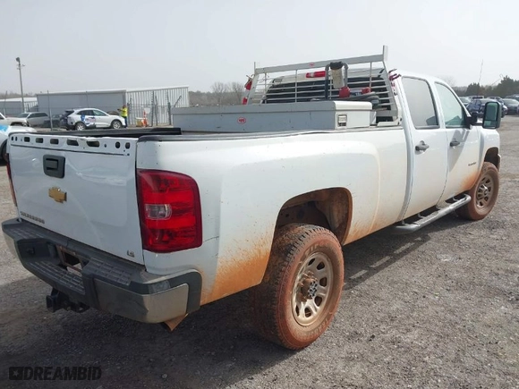 2013 Chevrolet Silverado 2500HD Work Truck with VIN 1GC1CVCG1DF237990, listed as a IAAI auction lot 41802390 with 252,453 mi miles. Bid and sale history available at carsss.com. Image 4.