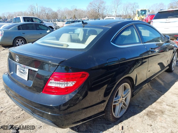2012 Mercedes-Benz C-Class C 250 with VIN WDDGJ4HB0CF856740, listed as a IAAI auction lot 41642515 with 137,950 mi miles. Bid and sale history available at carsss.com. Image 4.