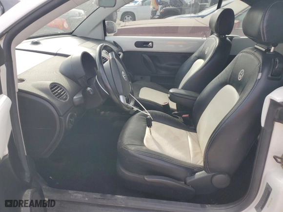 2010 Volkswagen New Beetle Convertible with VIN 3VWRW3AL1AM004537, listed as a Copart auction lot 76773224 with NaN miles and Salvage Title. Bid and sale history available at carsss.com. Image 7.