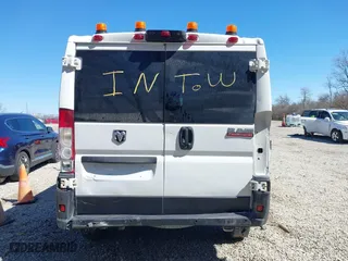 2015 Ram ProMaster Cargo Van with VIN 3C6TRVAG6FE506337, listed as a IAAI auction lot 41806270 with 187,265 mi miles. Bid and sale history available at carsss.com. Image 16.