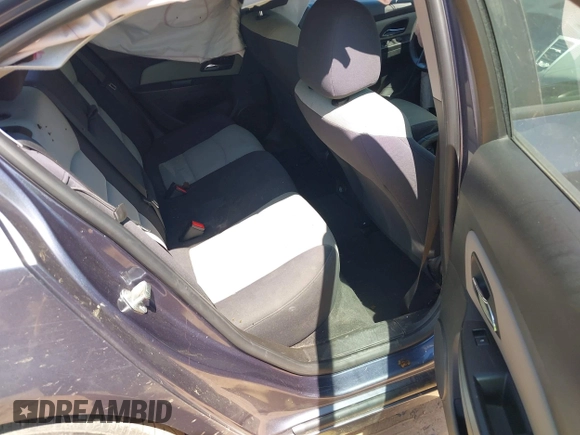 2014 Chevrolet Cruze LS with VIN 1G1PA5SG2E7166403, listed as a IAAI auction lot 42066938 with 124,181 mi miles and . Bid and sale history available at DreamBid. Image 8.