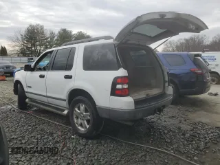 2006 Ford Explorer XLS with VIN 1FMEU72E26UB11383, listed as a Copart auction lot 47363275 with 118,134 mi miles and Salvage title. Bid and sale history available at DreamBid. Image 2.