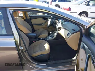 2013 Hyundai Elantra GLS z VIN 5NPDH4AE7DH174538, wystawiony jako IAAI lot #41428026 z przebiegiem 158 066 mil mil oraz . Historia ofert i sprzedaży dostępna na DreamBid. Obrazek 5.