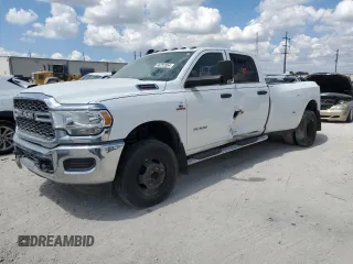 2022 Ram 3500 Tradesman with VIN 3C63RRGL8NG113244, listed as a Copart auction lot 66252954 with 232,933 mi miles and Clean Title. Bid and sale history available at carsss.com. Image 1.
