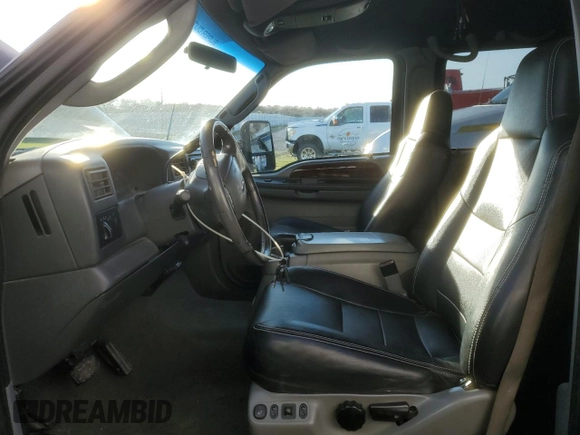 2003 Ford F-350 XL with VIN 1FTWW33P63EB35350, listed as a Copart auction lot 44865495 with 169,124 mi miles and Salvage Title. Bid and sale history available at DreamBid. Image 7.