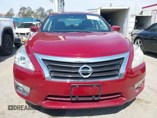 2015 Nissan Altima 2.5 S with VIN 1N4AL3AP1FC100503, listed as a IAAI auction lot 41850289 with 146,745 mi miles. Bid and sale history available at carsss.com. Image 13.