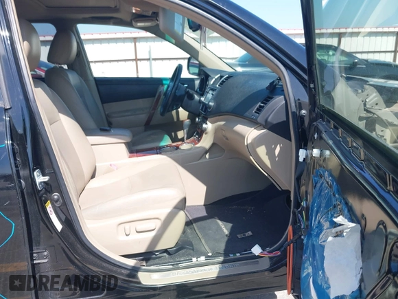 2013 Toyota Highlander Limited with VIN JTEDC3EH5D2013275, listed as a IAAI auction lot 42554477 with 161,252 mi miles and . Bid and sale history available at DreamBid. Image 5.