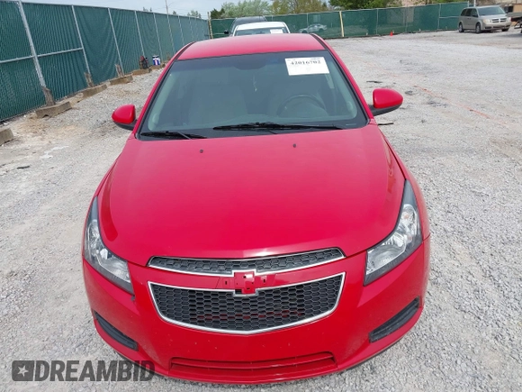2014 Chevrolet Cruze 1LT z VIN 1G1PC5SB2E7165945, wystawiony jako IAAI lot #42016702 z przebiegiem 180 148 mil mil oraz . Historia ofert i sprzedaży dostępna na DreamBid. Obrazek 6.