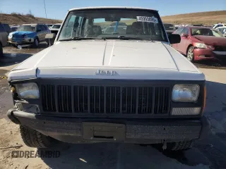 1994 Jeep Cherokee SE with VIN 1J4FJ28S3RL132670, listed as a Copart auction lot 45993095 with 189,260 mi miles and Salvage Title. Bid and sale history available at carsss.com. Image 5.
