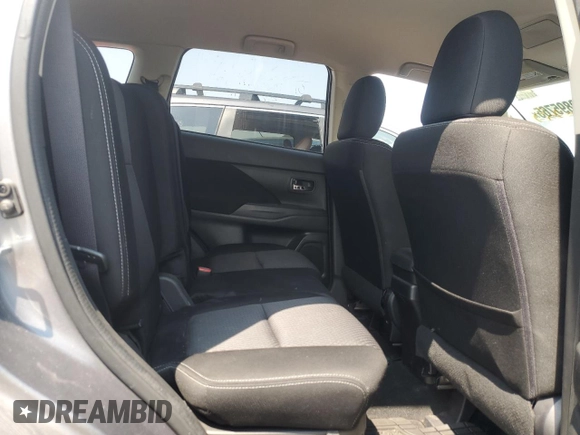 2016 Mitsubishi Outlander ES z VIN JA4AD2A36GZ046770, wystawiony jako Copart lot #59895765 z przebiegiem 121 974 mil mil oraz Czysty tytuł • Clean title. Historia ofert i sprzedaży dostępna na DreamBid. Obrazek 10.