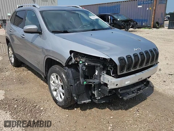 2017 Jeep Cherokee Latitude с VIN 1C4PJMCB5HW501880, выставлен на аукционе Copart как лот 62680875 с пробегом 185 491 миль миль и На запчасти • Non repairable. История ставок и продаж доступна на DreamBid. Изображение 15.