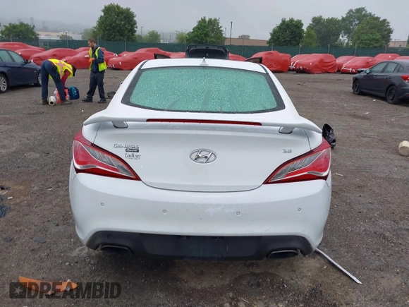 2015 Hyundai Genesis Coupe R-Spec with VIN KMHHU6KJ3FU125152, listed as a IAAI auction lot 42457798 with 159,477 mi miles and . Bid and sale history available at DreamBid. Image 17.