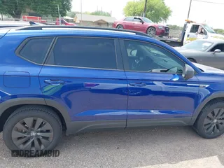 2024 Volkswagen Taos S с VIN 3VV5X7B26RM113472, выставлен на аукционе IAAI как лот 41925942 с пробегом 7 232 миль миль и . История ставок и продаж доступна на DreamBid. Изображение 13.