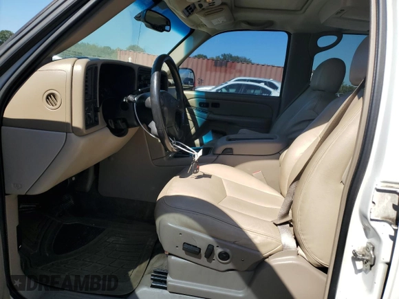 2005 Chevrolet Tahoe LS with VIN 1GNEC13T85J110005, listed as a Copart auction lot 74906884 with 433,460 mi miles and Salvage Title. Bid and sale history available at carsss.com. Image 7.
