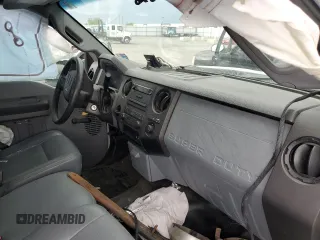 2015 Ford F-350 XL with VIN 1FTRF3AT5FEA35659, listed as a Copart auction lot 69961124 with Not Provided miles and Salvage Title. Bid and sale history available at DreamBid. Image 5.