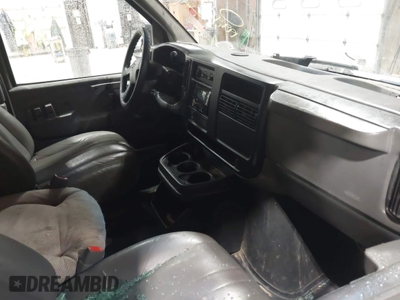 2006 Chevrolet Express Cargo with VIN 1GCFG15X861262059, listed as a IAAI auction lot 41803770 with 199,997 mi miles and . Bid and sale history available at DreamBid. Image 5.