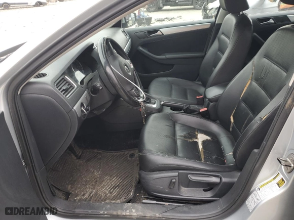 2014 Volkswagen Jetta Sedan SE w/Connectivity with VIN 3VWD17AJ8EM221717, listed as a Copart auction lot 47173345 with 154,155 mi miles and Salvage Title. Bid and sale history available at carsss.com. Image 7.