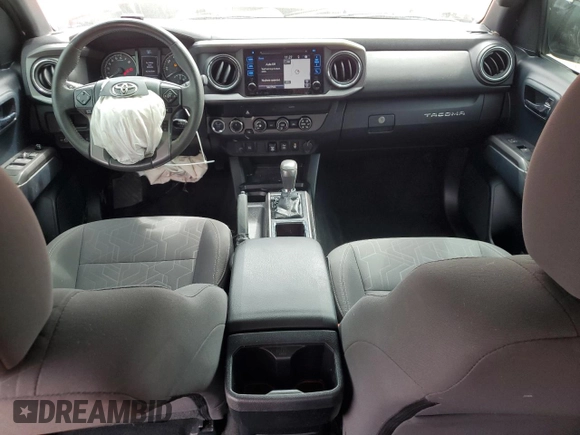 2019 Toyota Tacoma SR with VIN 3TMCZ5AN7KM245470, listed as a Copart auction lot 60737715 with 85,851 mi miles and Salvage title. Bid and sale history available at DreamBid. Image 8.