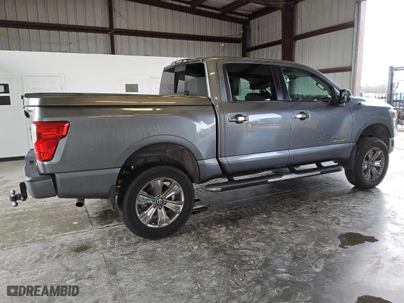 2018 Nissan Titan SV with VIN 1N6AA1E66JN537235, listed as a Copart auction lot 43051035 with 103,617 mi miles and Clean Title. Bid and sale history available at carsss.com. Image 3.