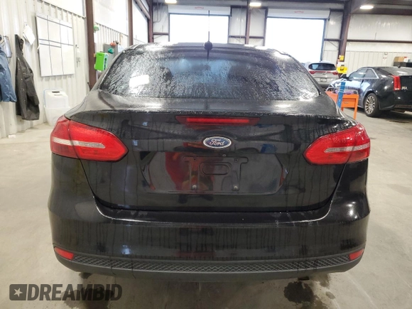 2015 Ford Focus SE with VIN 1FADP3F28FL310689, listed as a Copart auction lot 44256105 with 190,317 mi miles and Clean Title. Bid and sale history available at carsss.com. Image 6.
