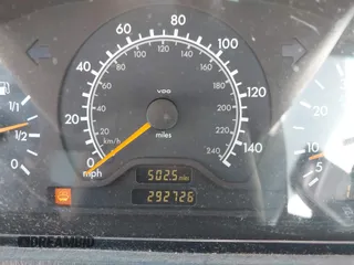 1998 Mercedes-Benz C 230/260/280/320 with VIN WDBHA23G3WA581659, listed as a IAAI auction lot 42335186 with 292,726 mi miles and . Bid and sale history available at DreamBid. Image 7.