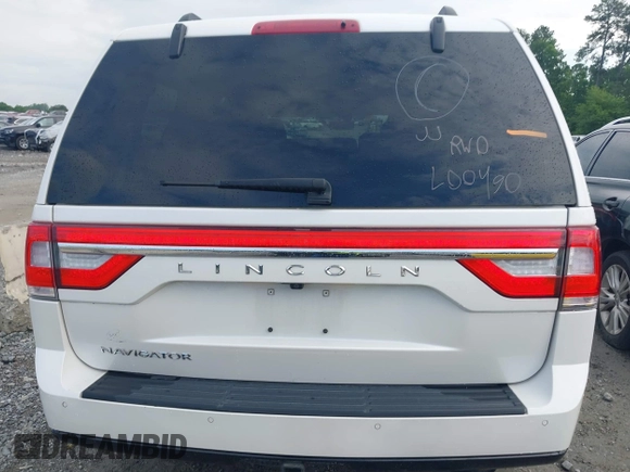 2017 Lincoln Navigator Reserve with VIN 5LMJJ2KT2HEL00490, listed as a IAAI auction lot 42234791 with 80,510 mi miles and . Bid and sale history available at DreamBid. Image 16.